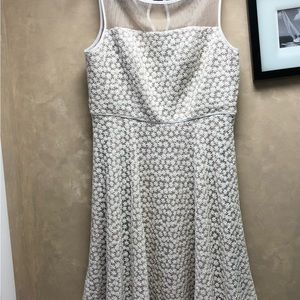 Dressy dress with embroidered daisys.